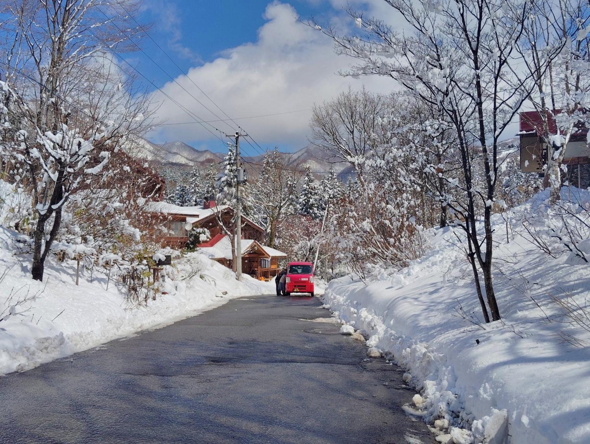 Snowfall Meteor 飛雪流星 Kaminoyama Exterior foto